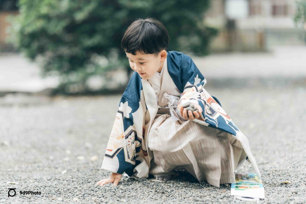 井草八幡宮で出張撮影｜笑顔いっぱい５歳男の子たのしい七五三詣り