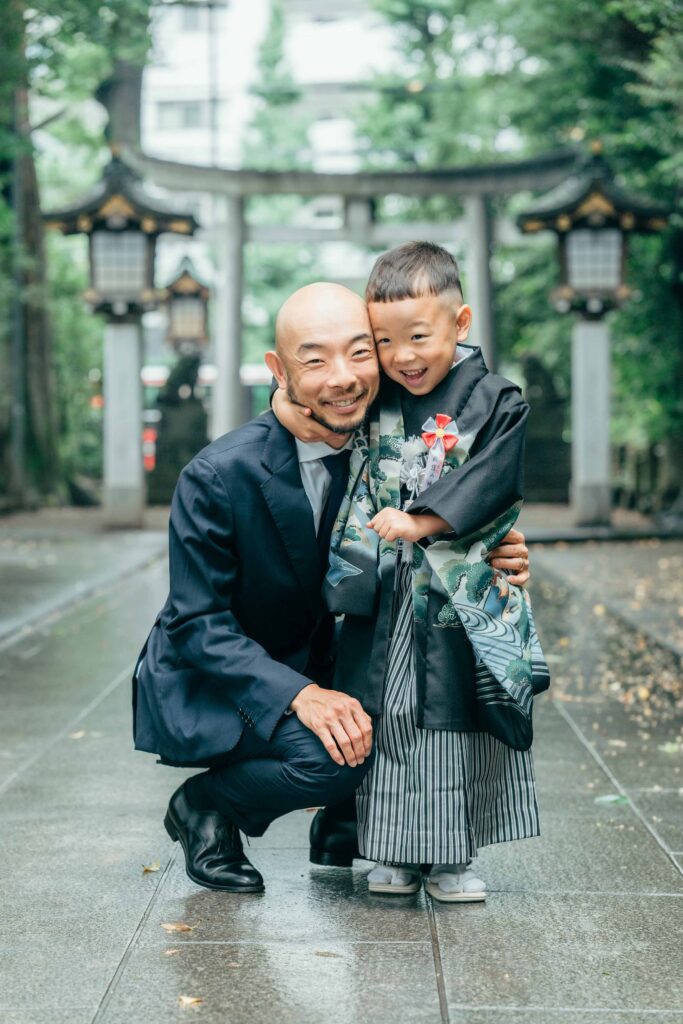 荻窪八幡神社で七五三の男の子